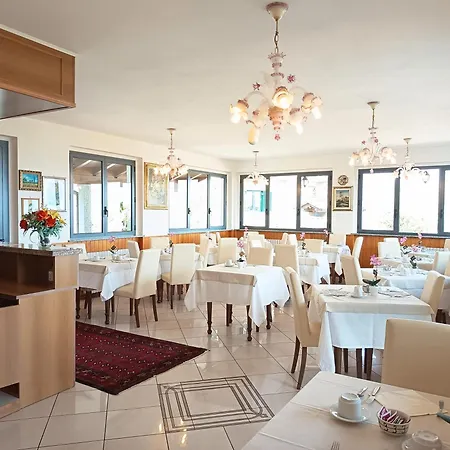 Bed & Breakfast Bb Orchidea 2*