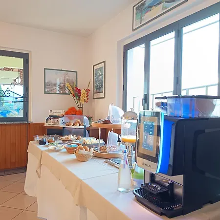 Bb Orchidea Nocleg ze śniadaniem 2*